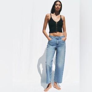 MNG Jeans High Rise Jeans Women’s 6 Ankle Cropped Straight Leg Frayed Light Wash